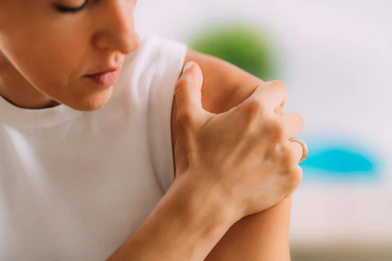 Herken een frozen shoulder